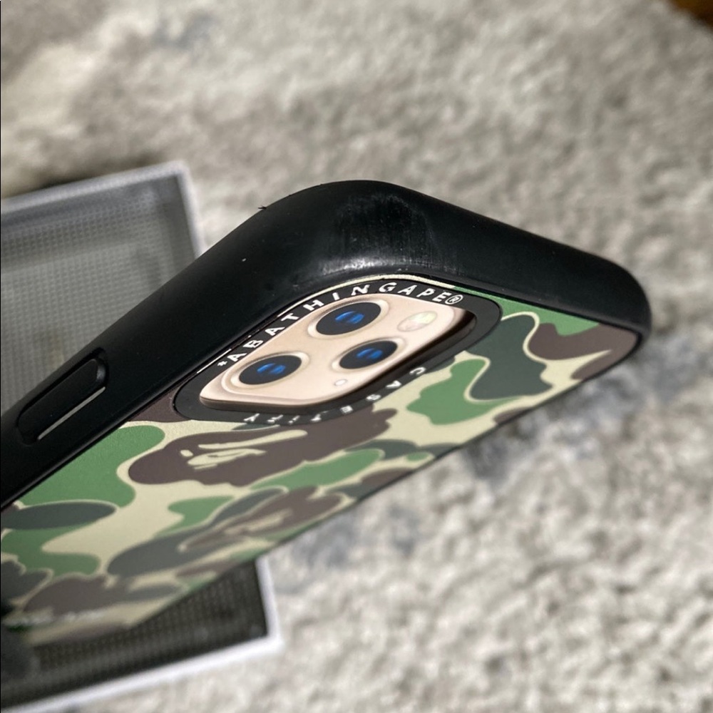 A bathing ape iphone case - Picture 4 of 5